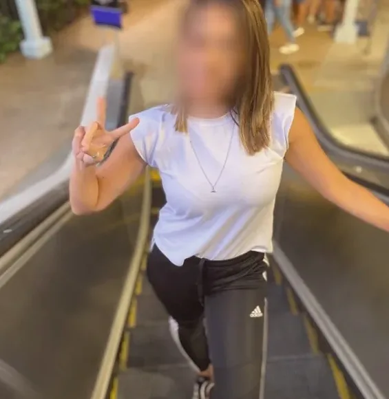 Alena, 36