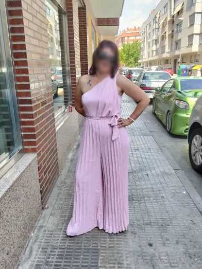 Eva, 39