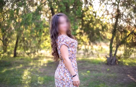 Leonie, 39
